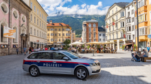 Polizeiauto / Maria-Theresien-Straße, Innsbruck, Tirol, Österreich