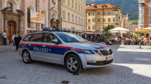 Polizeiauto / Maria-Theresien-Straße, Innsbruck, Tirol, Österreich