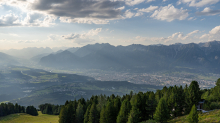 Blick vom Patscherkofel nach Innsbruck, Tirol, Österreich
