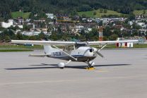 Privatflugzeug am Flughafen Innsbruck, Tirol, Österreich