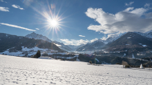 Blick von Patsch Richtung Stubaital, Tirol, Österreich