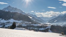 Blick von Patsch Richtung Stubaital, Tirol, Österreich