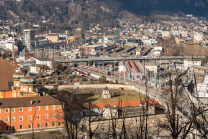 Stift Wilten, Hauptbahnhof, Olympiabrücke / Innsbruck, Tirol, Österreich